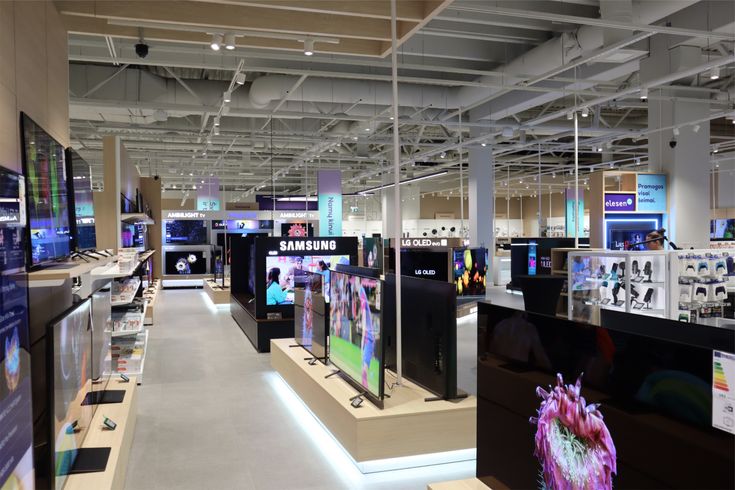 Mall Baru vs Tradisi Parcel Lebaran: Siapa yang Akan Menang di Cilacap?